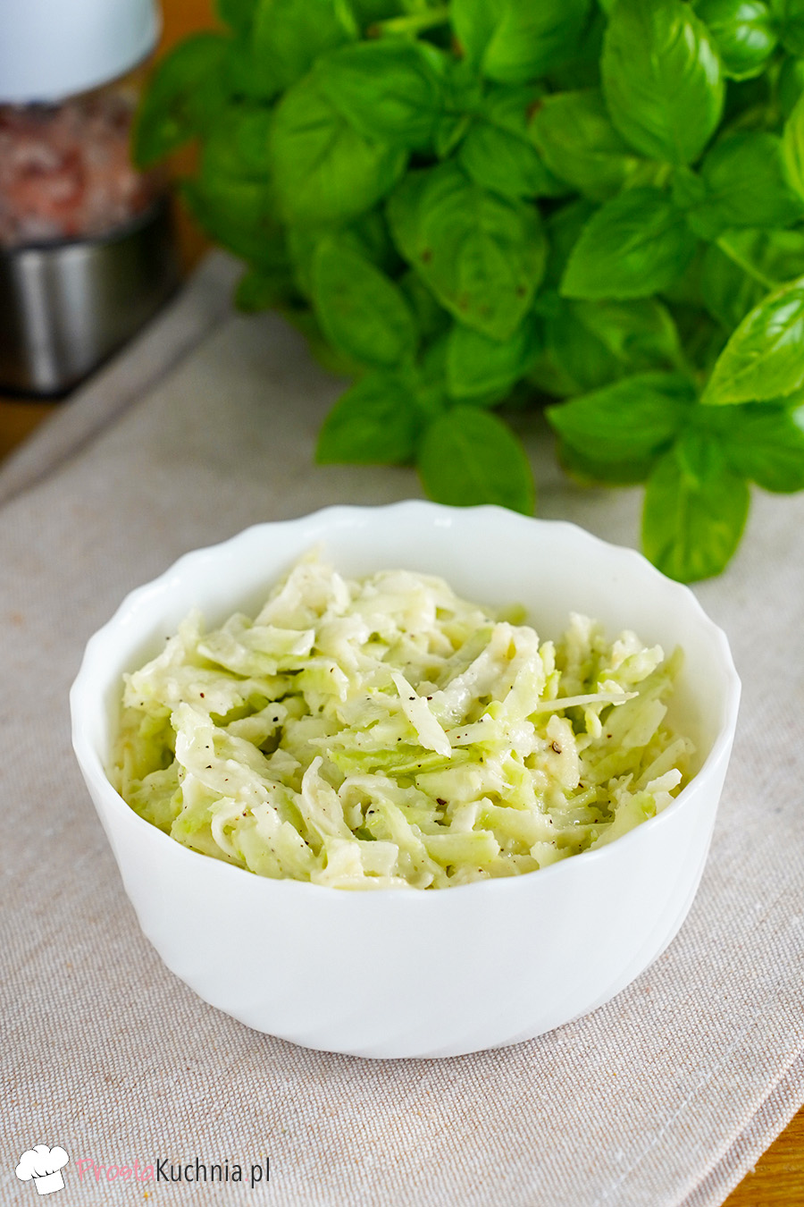 surówka z łodugi brokuła